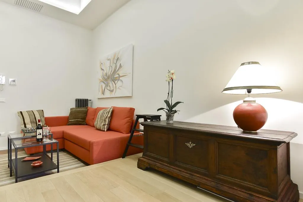 Campo De' Fiori Brand New Apartment Rome Italy